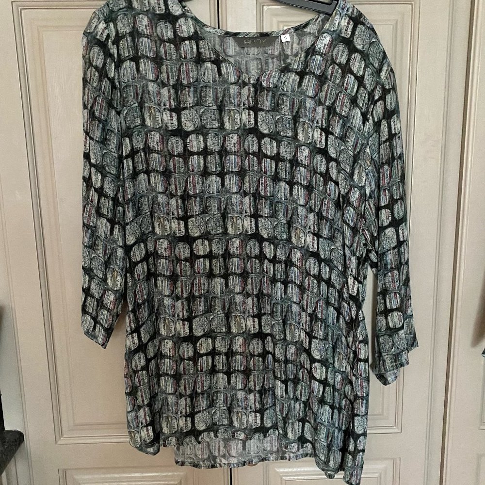 APNY Circle Blouse